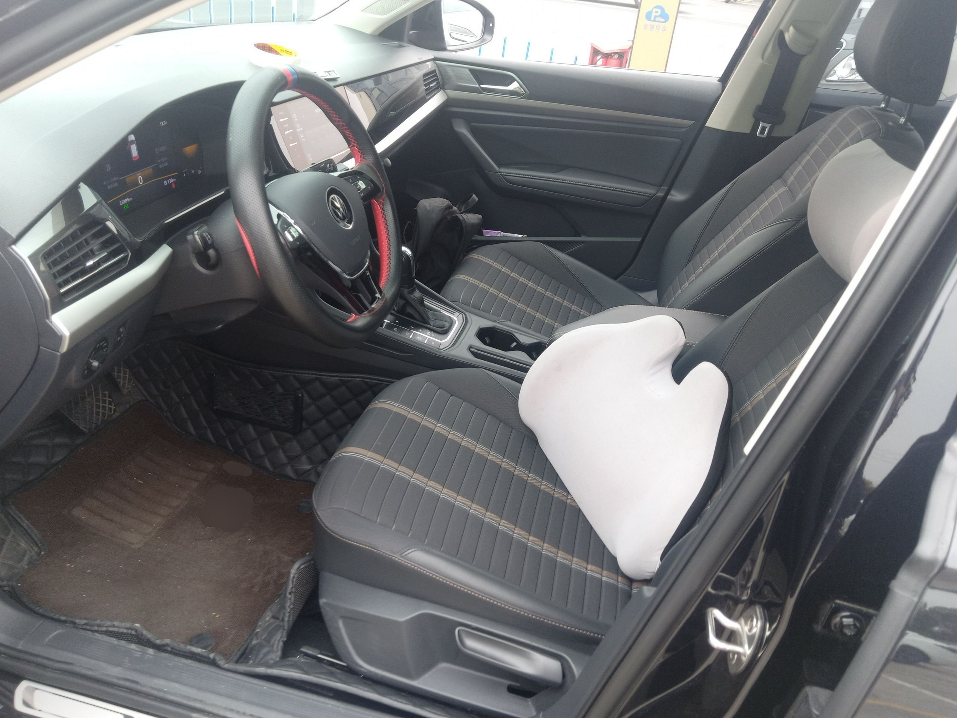 Interior delantero