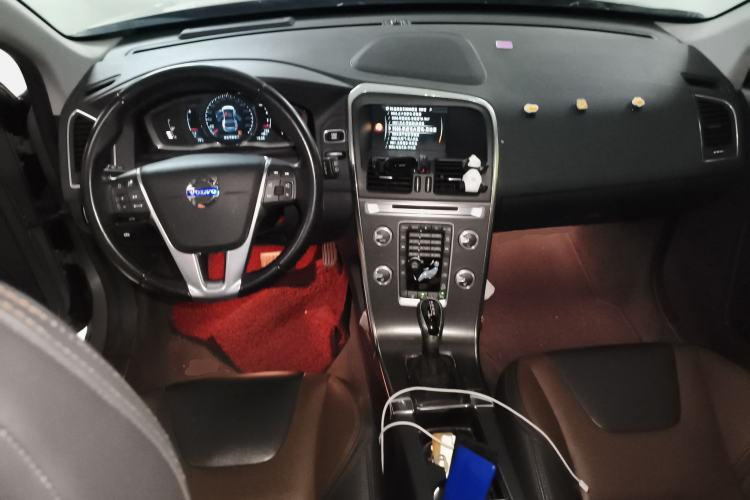 Used Volvo XC60 2015 T5 AWD Zhiyuan Edition
