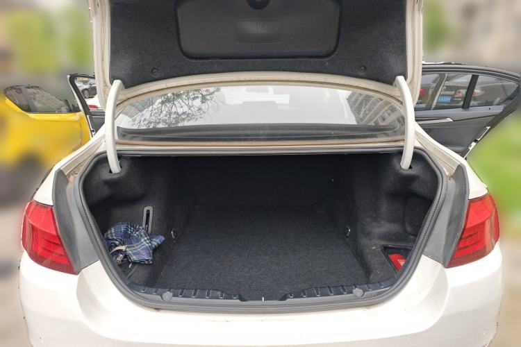 Used BMW 5 Series 2012 520Li Elegant Edition Trunk