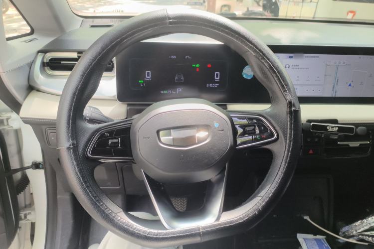 Used Geometry E Firefly 2023 320KM Cute & Handsome Tiger 5 Seats
