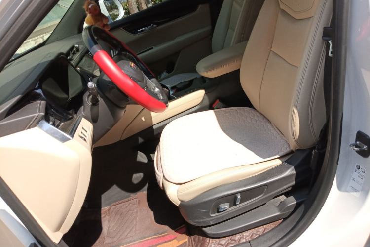 Used Cadillac XT5 2016 28T Four-Wheel Drive Tech Version
