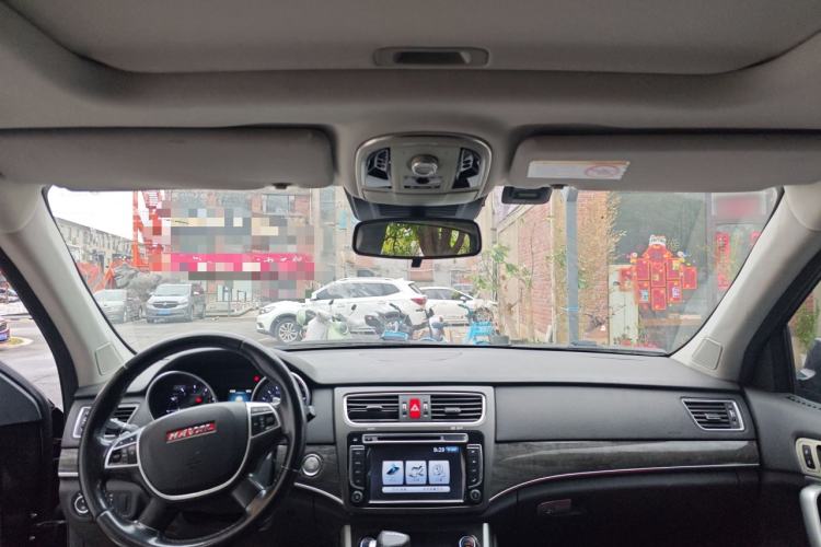 Used Haval H8 2015 2.0T Two-Wheel-Drive Standard Version Headliner