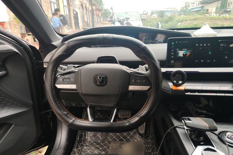 Used CHANGAN UNI-V 2022 1.5T Sport Edition Steering Wheel