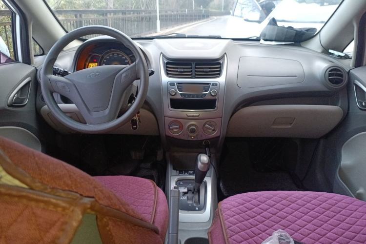 Used Chevrolet Sail 2011 Sedan 1.4L AMT Happiness Edition