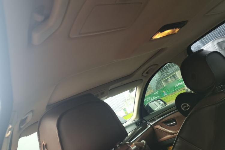 Used BMW 5 Series 2014 525Li Leading Model
