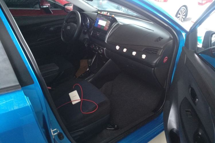 Used Toyota YARiS L Zhi Xuan 2014 1.3E Automatic Charm Edition Right Front Seat