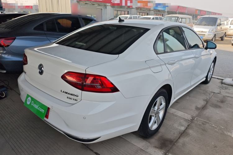 Used Volkswagen Lamando 2021 230TSI DSG Fashion Edition
