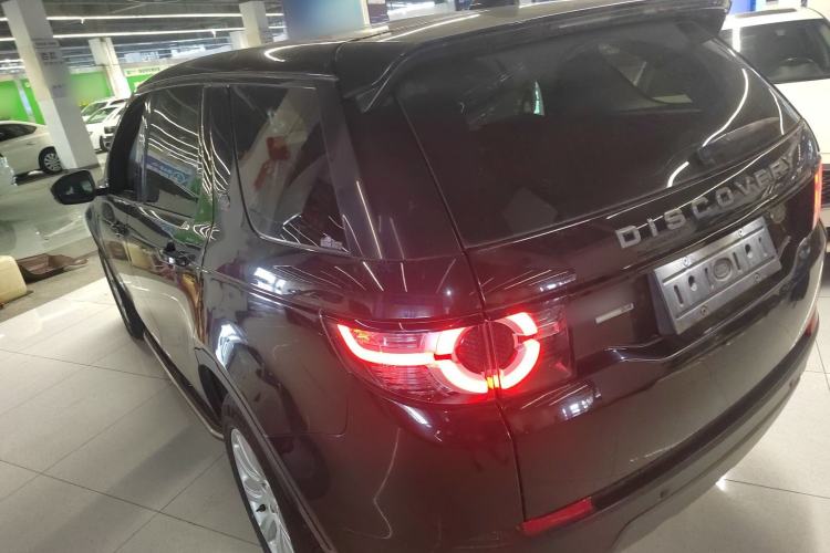 Used Land Rover Discovery Sport 2017 2.0T SE Exterior 2