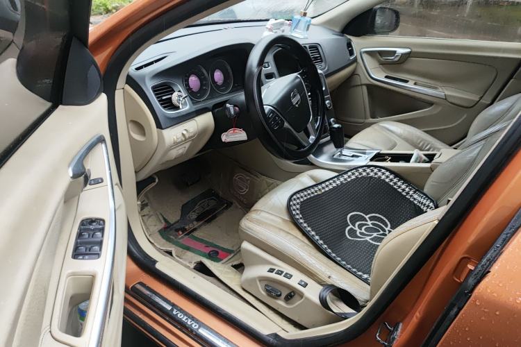 Used Volvo S60 2012 T5 Comfort Edition