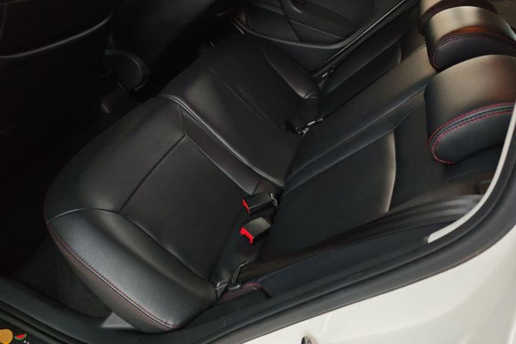 Used Volkswagen Polo 2016 1.6L Automatic Comfort Model