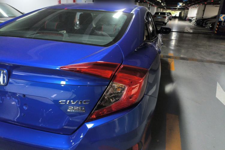 Used Honda Civic 2016 220TURBO Manual Luxury Edition
