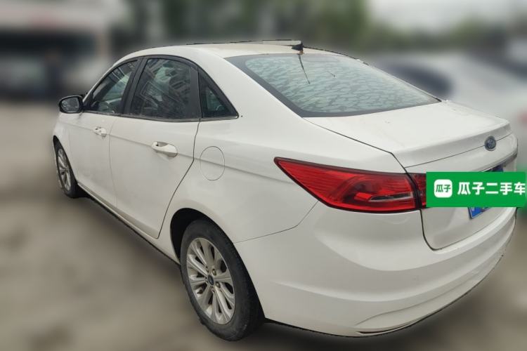 Used Ford Escort 2015 1.5L Automatic Fashion Model Rear Left 45 Deg