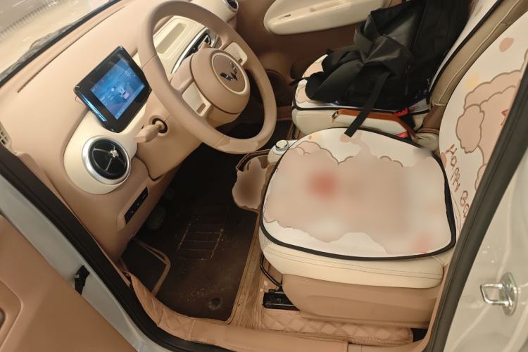 Used Wuling Hongguang MINIEV 2025 Four-Door Version Advanced Edition Left Front Seat