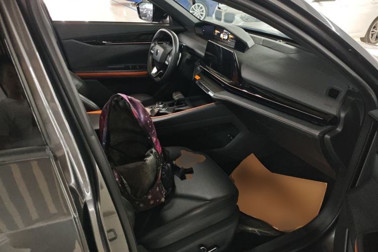 Used CHANGAN UNI-V 2022 1.5T Prestige Version Right Front Seat