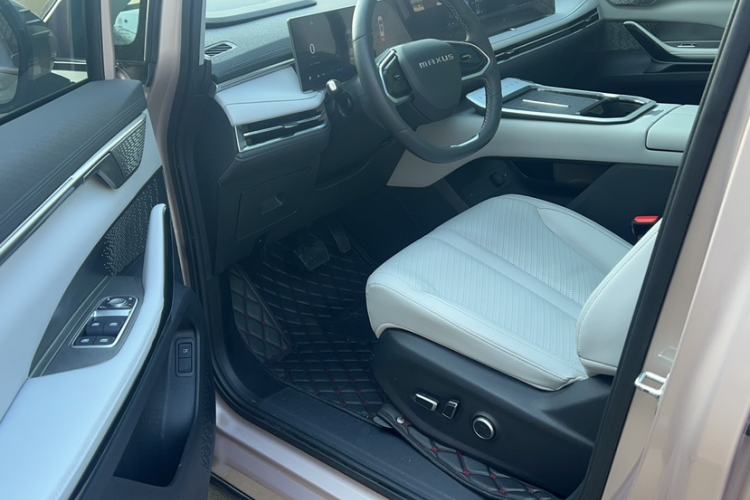 Used SAIC MAXUS G70 2024 2.0T Automatic Flagship Version 7 Seats