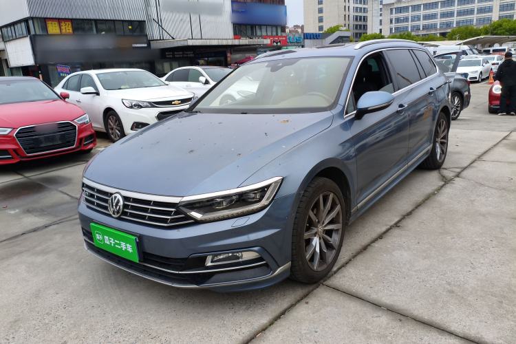 Used Volkswagen Variant 2016 380TSI Two-Wheel Drive R-Line Version