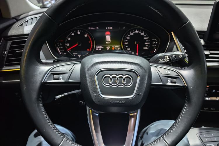 Used Audi Q5L 2018 40 TFSI Prestige Edition China VI Emission Standard
