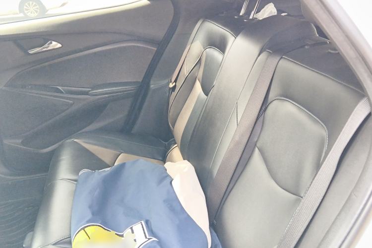 Used Chevrolet Menlo 2022 Star Enjoyment Edition Left Rear Seat