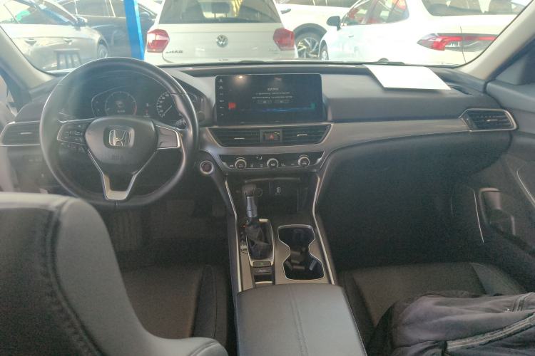 Used Honda Accord 2022 260TURBO Luxury Edition Center Console
