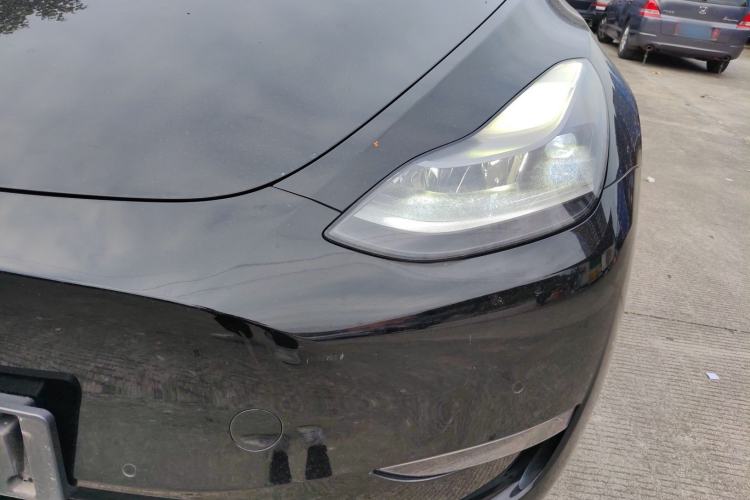 Used Tesla Model Y 2021 Long-Range All-Wheel-Drive Version