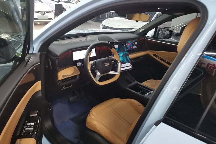 Used Geely Galaxy L7 2023 1.5T 115 km MAX Interior 3