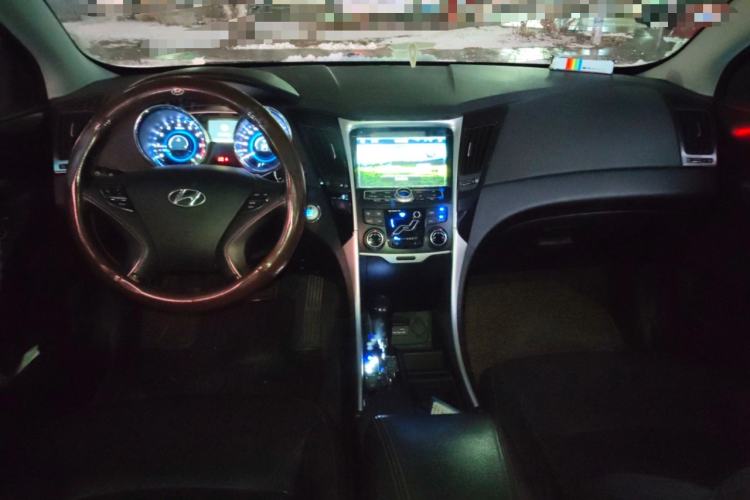 Used Hyundai Sonata 2013 2.4L Automatic Leading Edition China IV Standard
