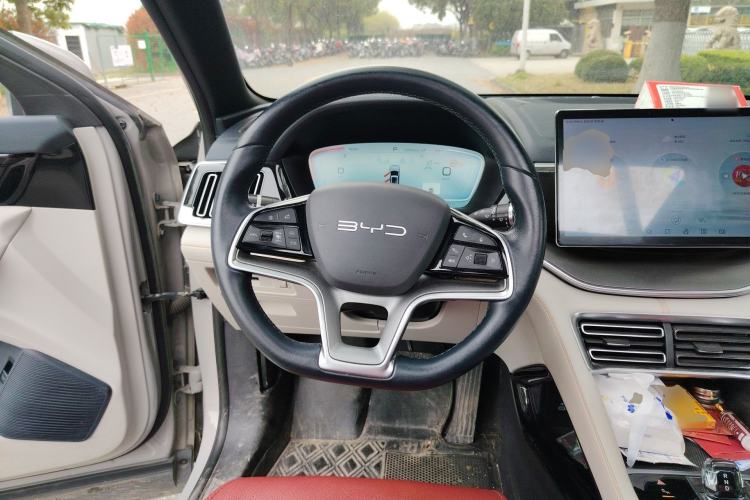 Used BYD Song PLUS New Energy 2023 Champion Edition DM-i 150KM Flagship PLUS Steering Wheel