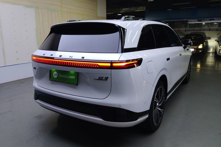 Used XPeng G9 2024 570 Max Rear Right 45 Deg