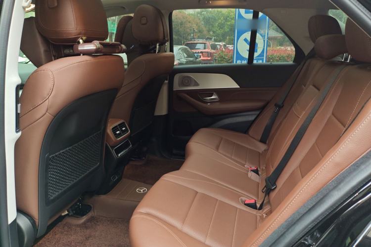 Used Mercedes-Benz GLE 2024 GLE 350 4MATIC Dynamic Edition Left Rear Seat