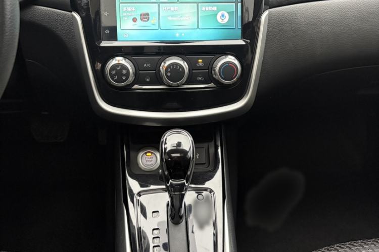 Used Nissan Tiida 2019 1.6L CVT Smart Drive Version China VI Standard
