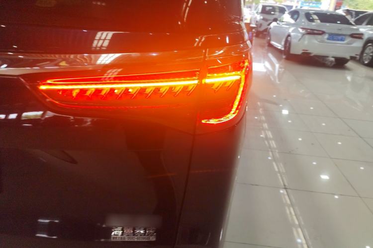 Used Buick GL8 2020 Avenir Avia Four-Seat Luxury Edition
