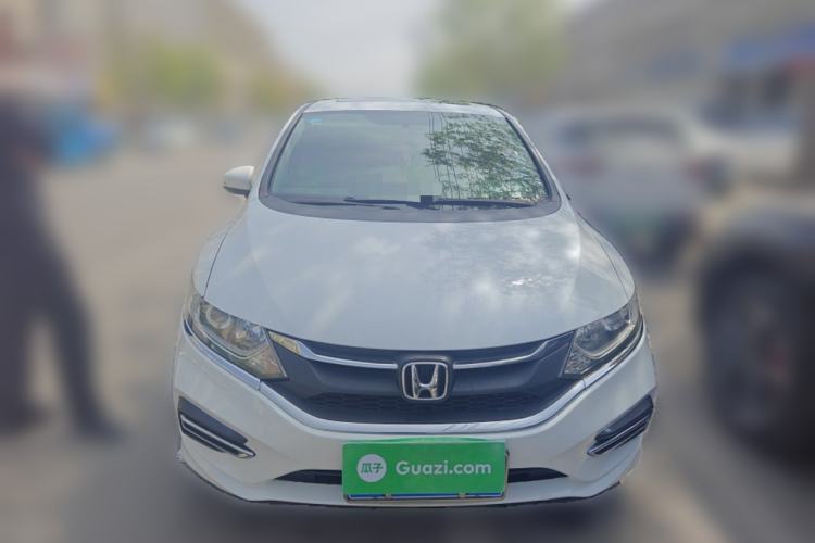 Used Honda Jade 2017 1.8L automatic Comfort version 5 seats

