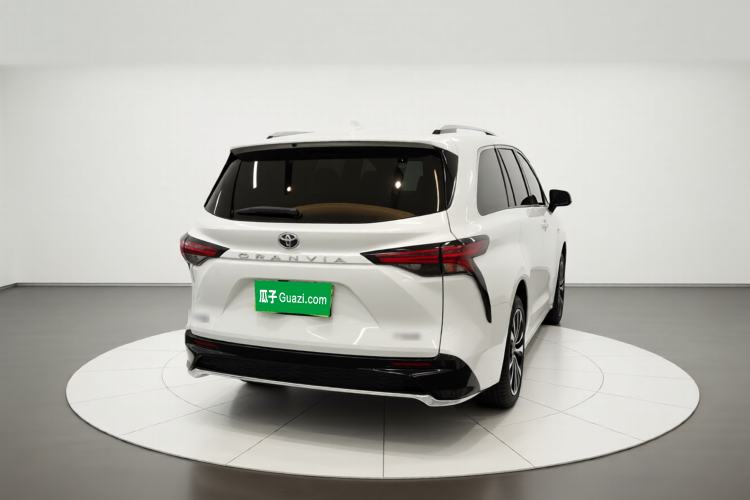 Used Toyota Granvia 2023 2.5L Hybrid Flagship VIP Edition Rear