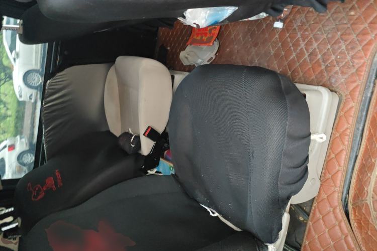 Used FORTHING Lingzhi 2019 Facelifted M5L 1.6L 7-Seater Base Model China VI Standard Left Rear Seat