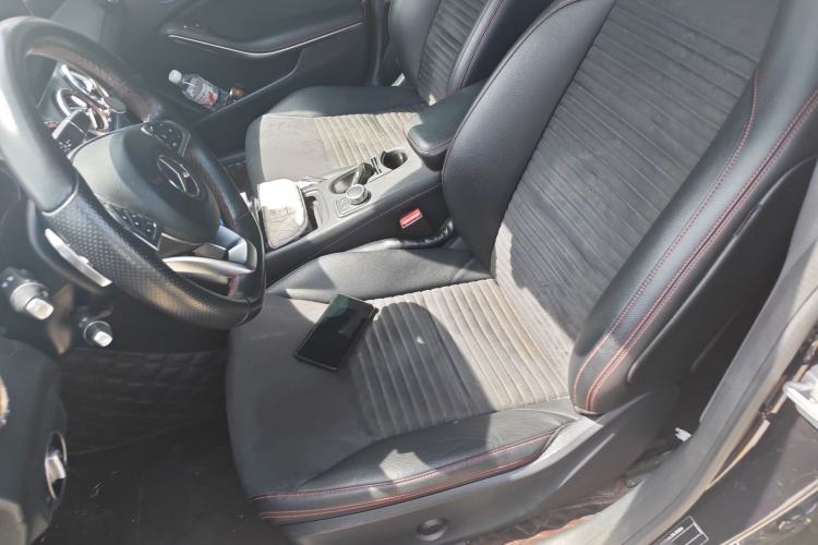 Used Mercedes-Benz CLA 2015 CLA 220 4MATIC
