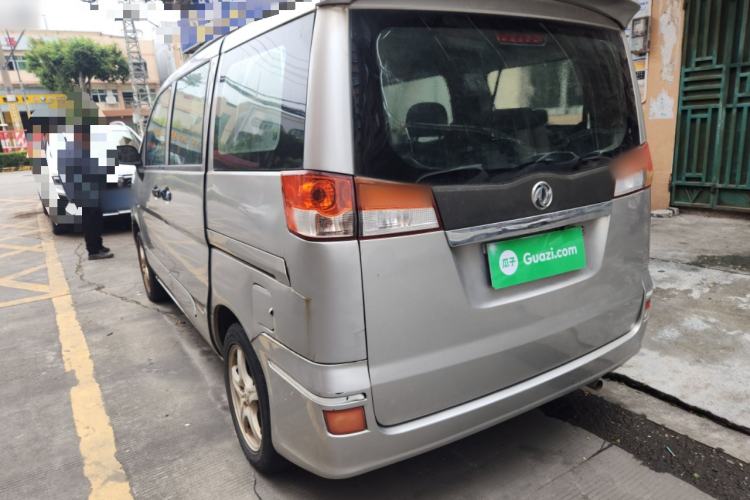Used Dongfeng Shuaike 2013 Revised Version 1.5L Manual Comfort Trim 7 Seats China IV Standard