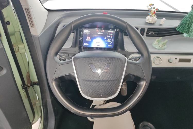 Used Wuling Hongguang MINIEV 2022 Macaron Premium Model – Lithium Iron Phosphate