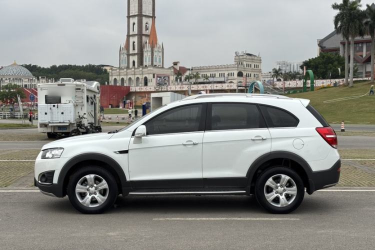 Used Chevrolet Captiva 2017 2.4L Two-Wheel Drive Luxury Edition 7 Seats
