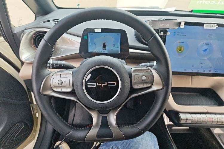 Used BYD Dolphin 2023 420 km Fashion Edition Steering Wheel