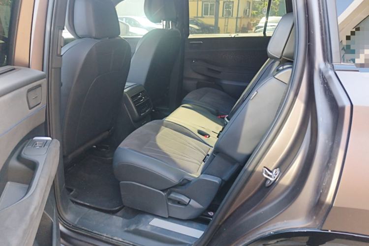 Used Volkswagen Teramont 2025 Tiguan Pro 450TSI Four-Wheel Drive Summit Edition
