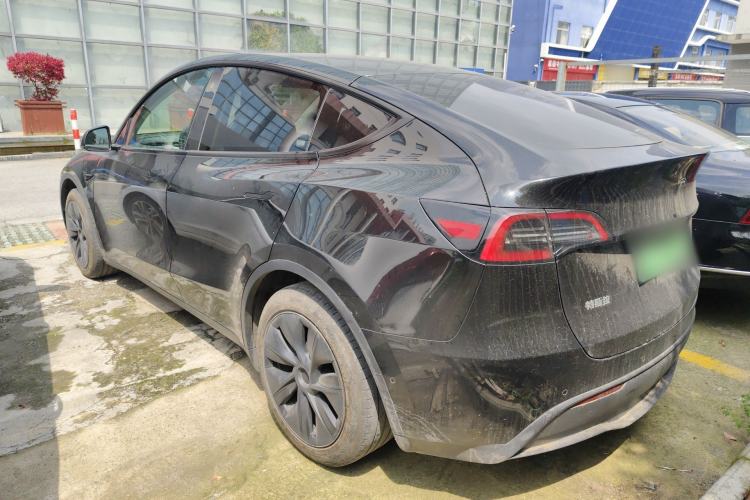 Used Tesla Model Y 2023 Rear-Wheel-Drive Version Rear Left 45 Deg