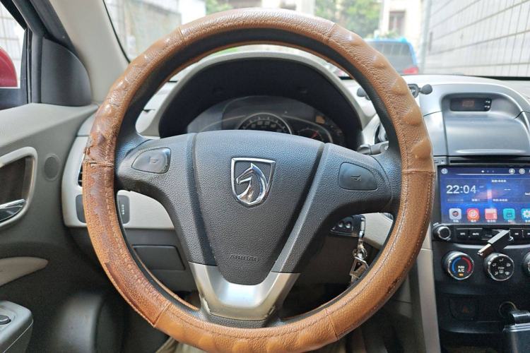 Used Baojun 630 2011 1.5L manual Comfort trim level