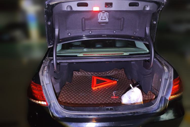 Used Mercedes-Benz E-Class 2015 E 200 L
