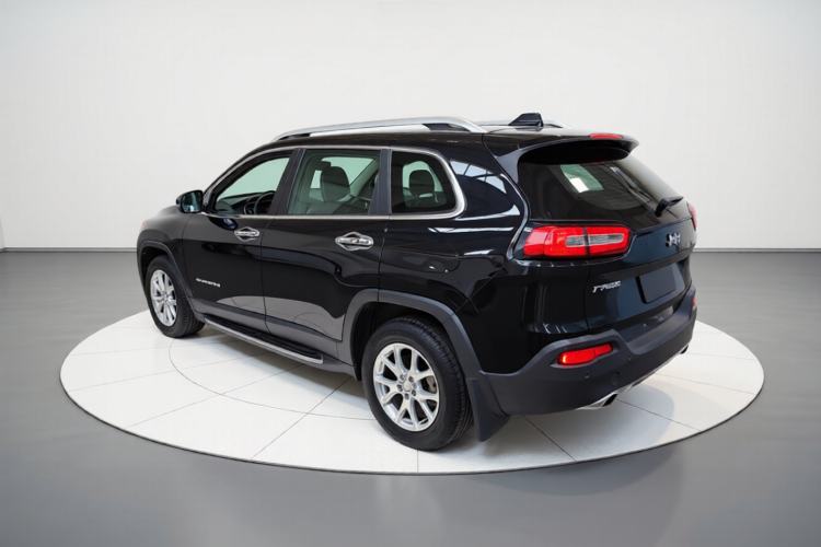 Used Jeep Cherokee 2017 2.0L Superior Edition Rear Left 45 Deg
