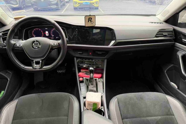 Used Volkswagen Sagitar 2021 280TSI DSG Luxury Smart Connectivity Edition Interior 3