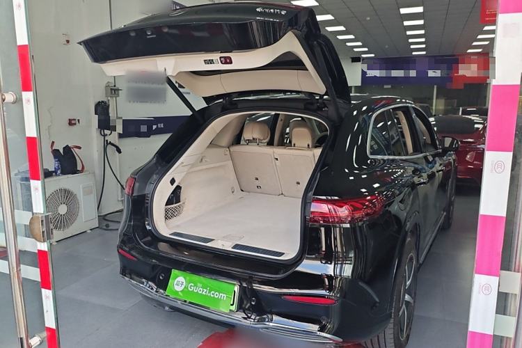 Used Mercedes-Benz EQS SUV 2023 450 4MATIC Pioneer Edition
