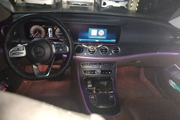 Used Mercedes-Benz E-Class 2020 Restyled E 300 L Sporty and Stylish Edition Center Console