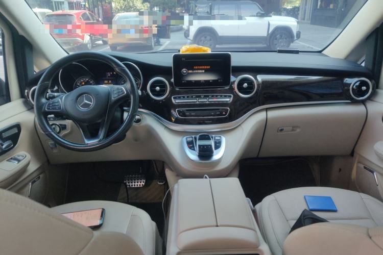 Used Mercedes-Benz V-Class 2016 V 260 L Prestige Extended Edition