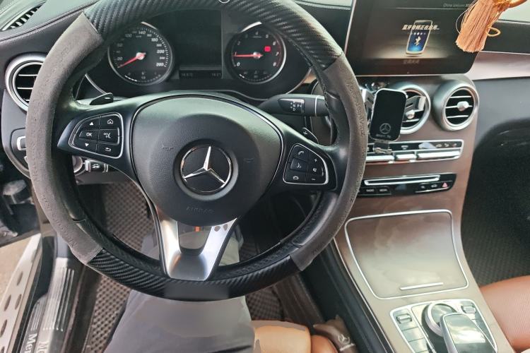 Used Mercedes-Benz GLC 2019 Facelift GLC 300 L 4MATIC Luxury Model