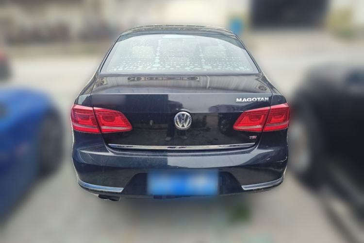 Used Volkswagen Magotan 2012 Revised 1.8TSI Luxury Version Rear